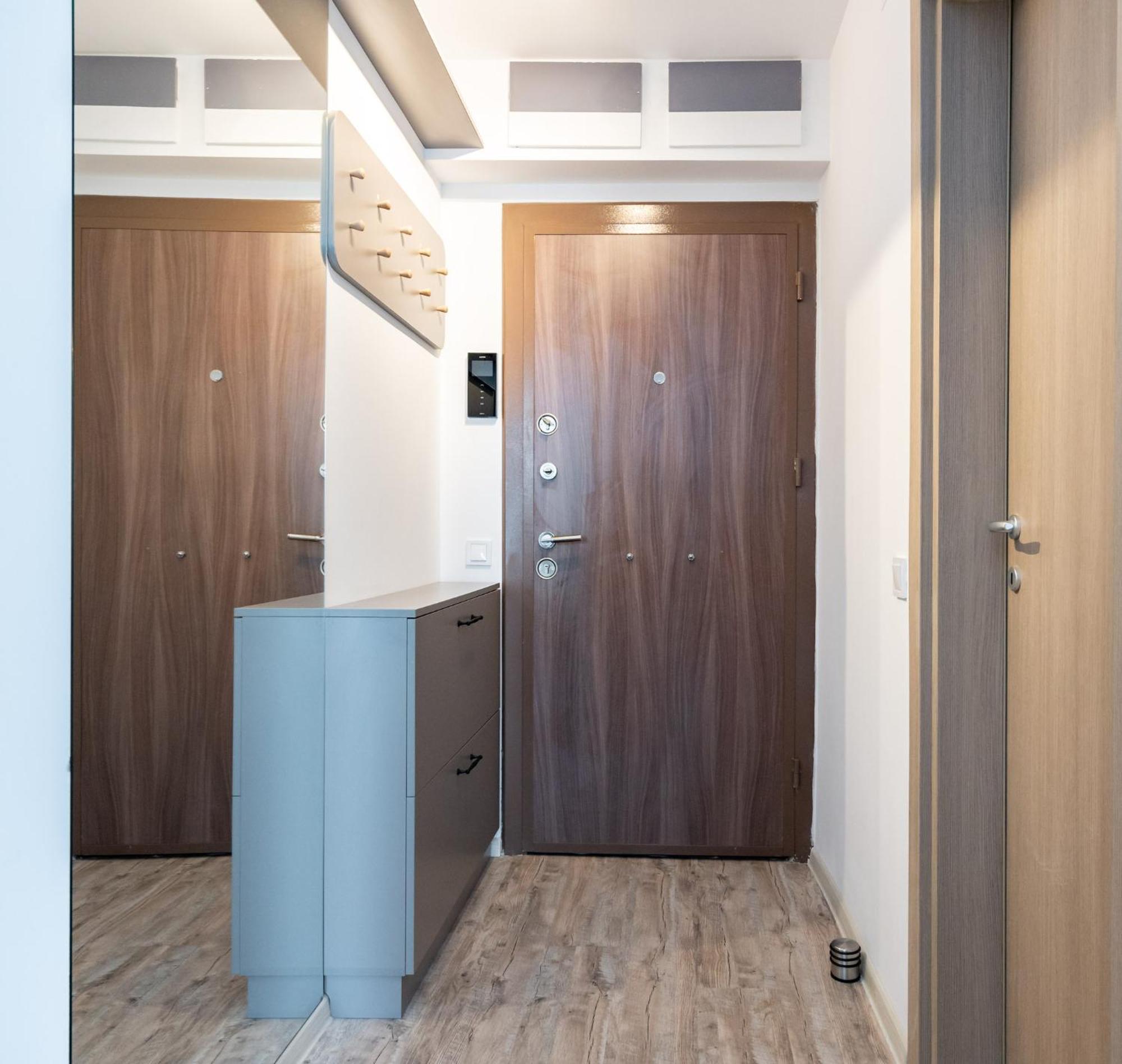 Classy Sassy - Elegant Escape In Timpuri Noi Бухарест Екстер'єр фото
